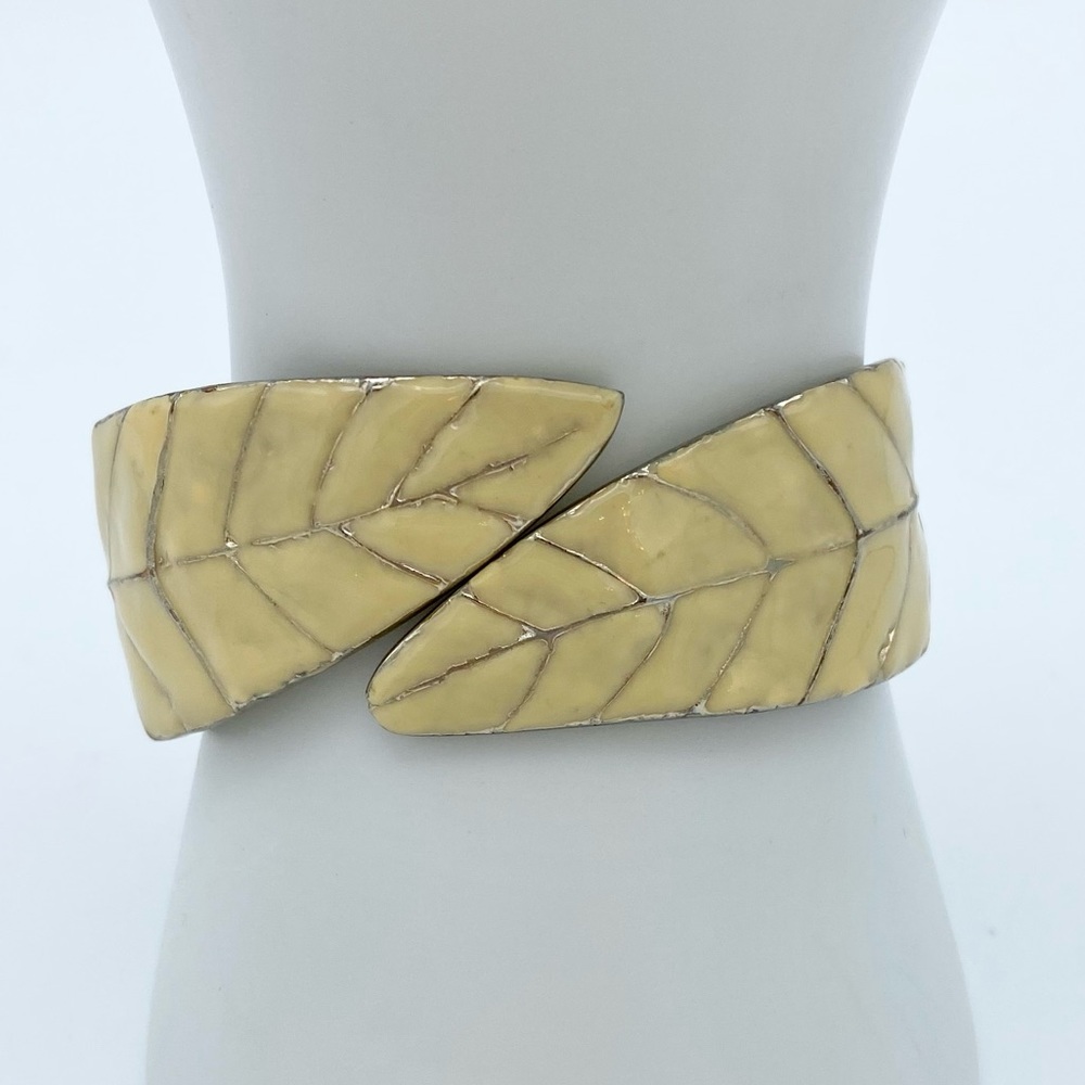 Leaf Enamel Grecian Inspired Silver Tone Substantial Hinged Clamp Cuff Bracelet